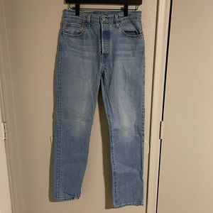 Women’s Levi’s high waisted 501 jeans / waist 28 / length 30